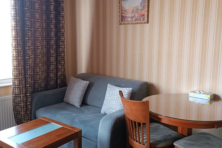 Room 89 of 151