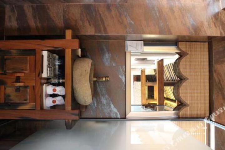 Qiongzhou Impression Hotel