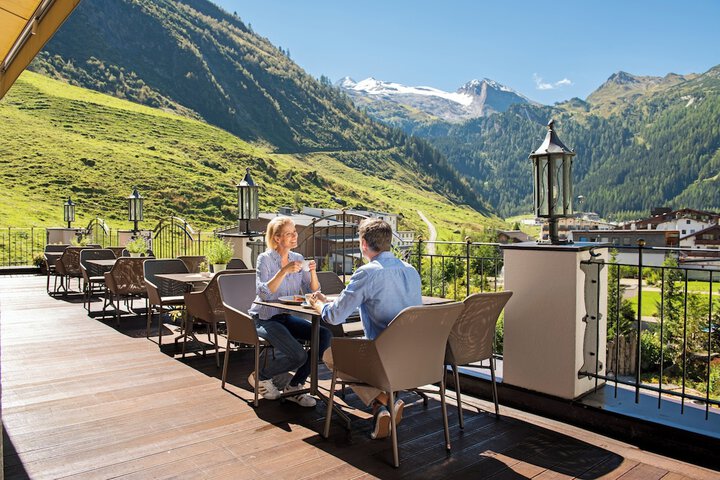 Sundeck 73 of 74