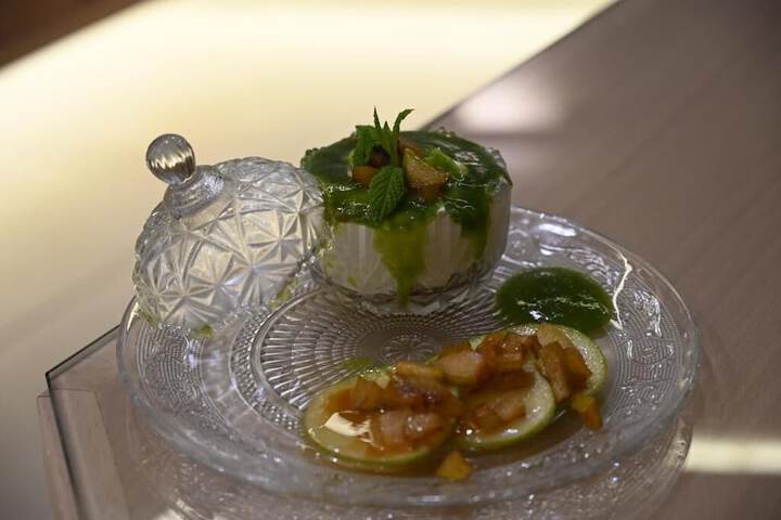 Dining 229 of 340