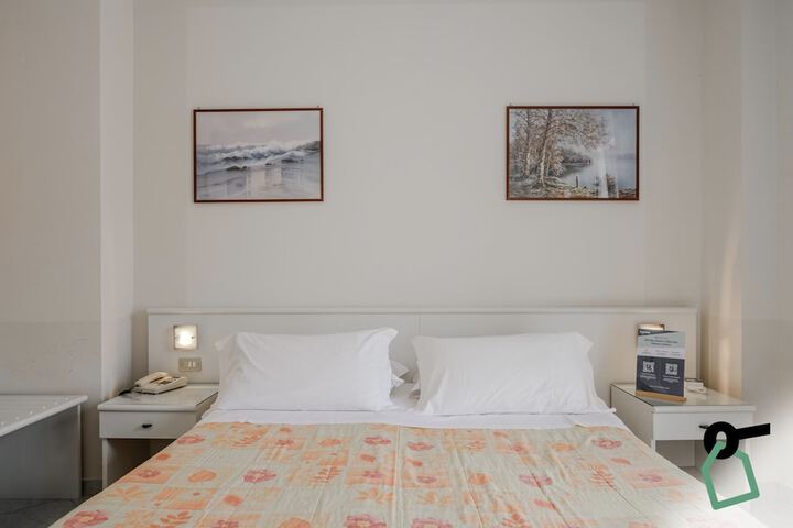 Room 16 of 69