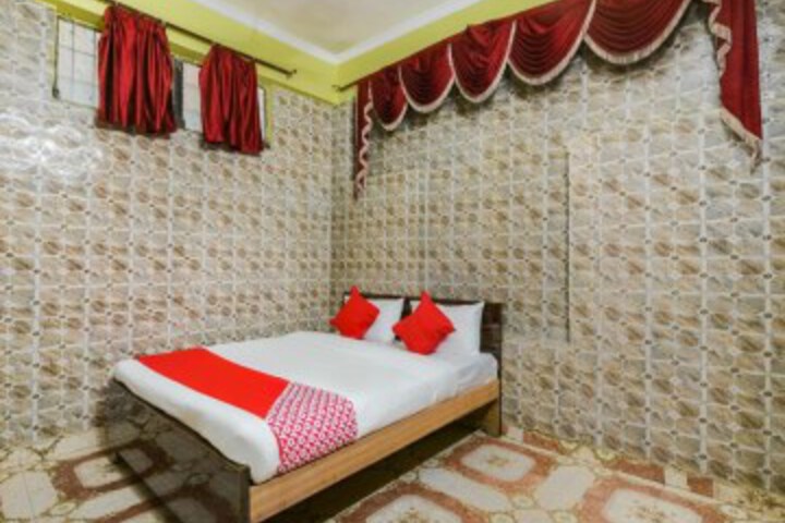 OYO 64984 Hotel Rudransh