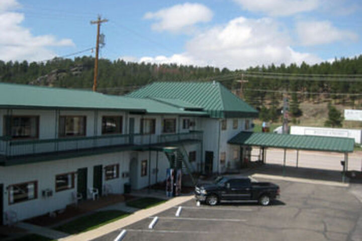 Hotel 2 of 57