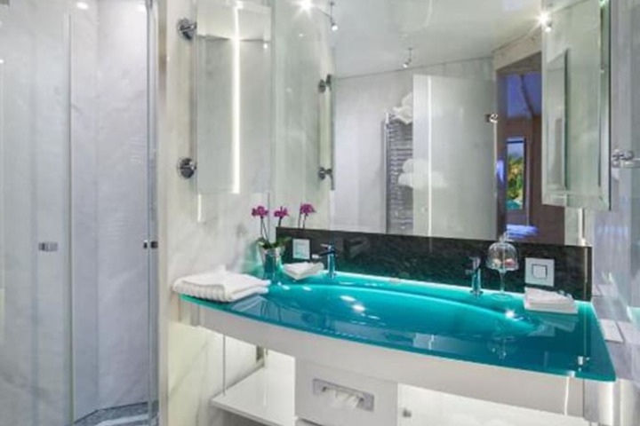 Clean Restrooms