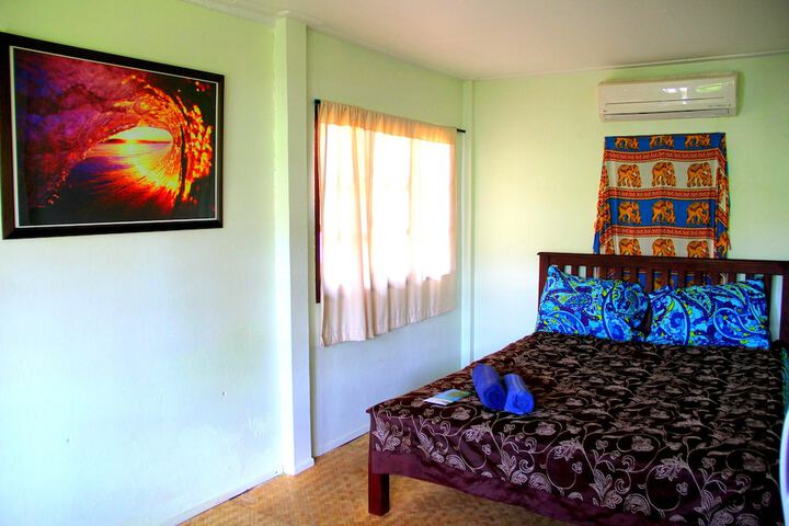 Room 3 of 18