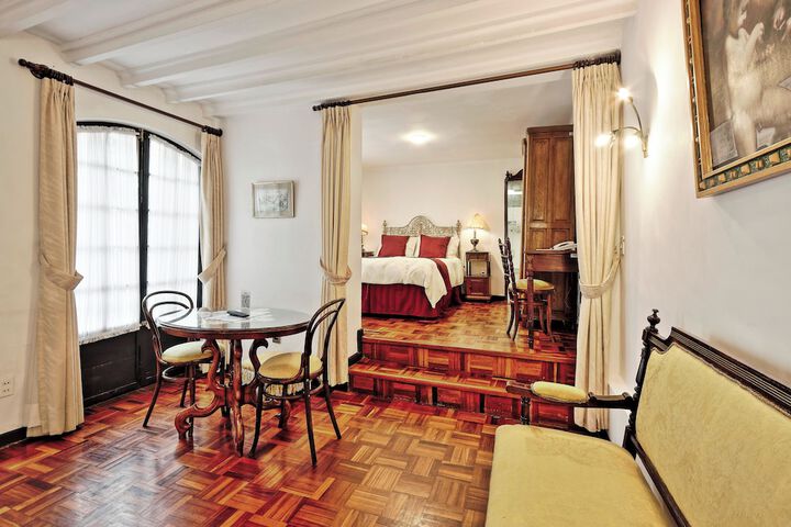 Room 28 of 70