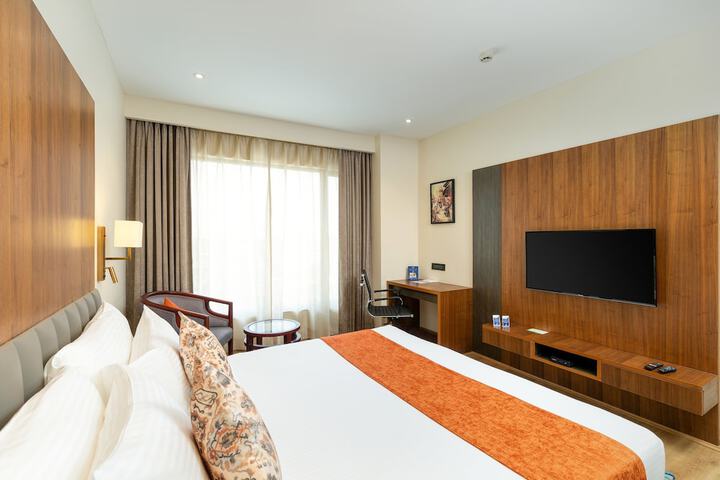 Room 15 of 53