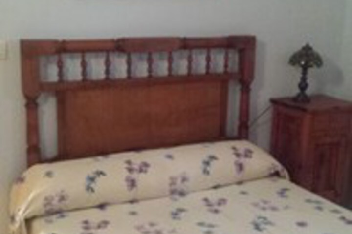 Room 4 of 19