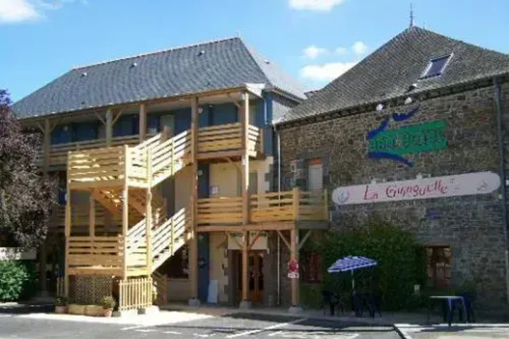 Le Saint-Georges