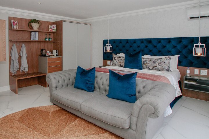 Room 30 of 84