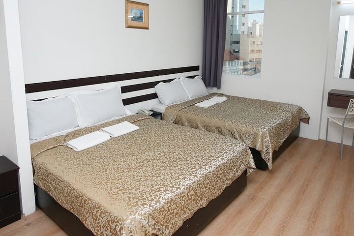 Room 19 of 68