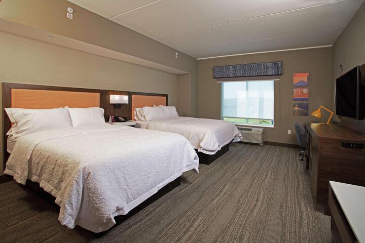 2 Queen Beds Hearing Accessible (4 of 4)