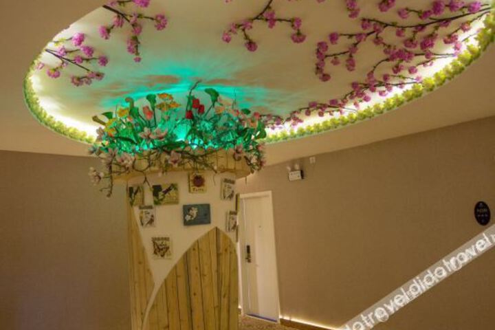 Hotel Interior 15 of 32