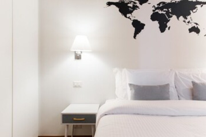 Room 14 of 22