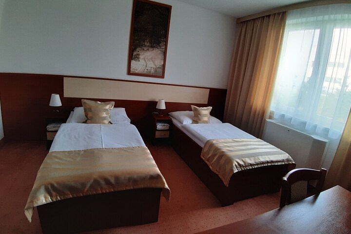 Room 6 of 59