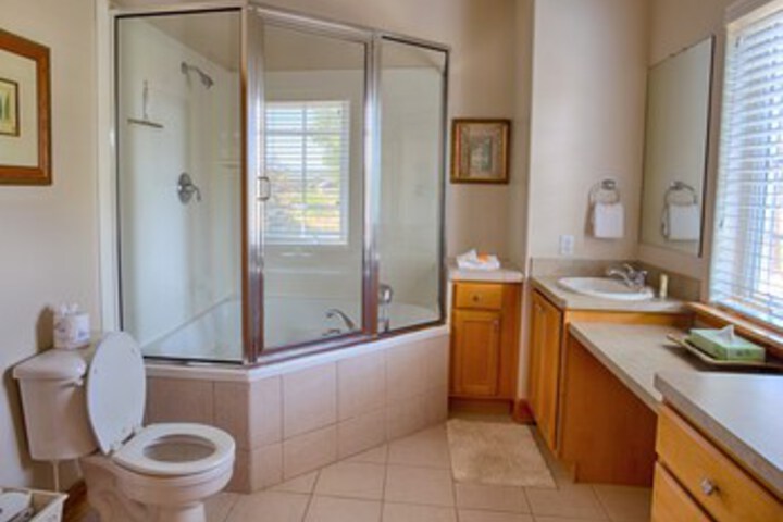 Room 4 of 36