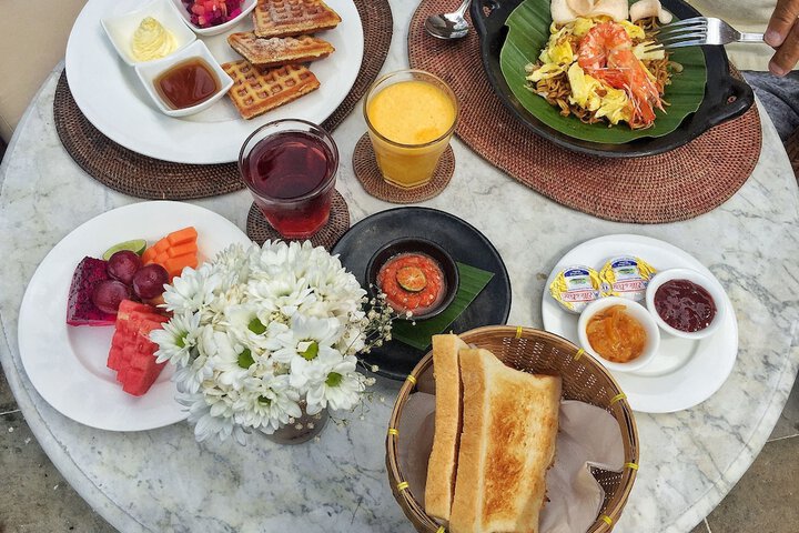 Breakfast/Coffee Service 84 of 113
