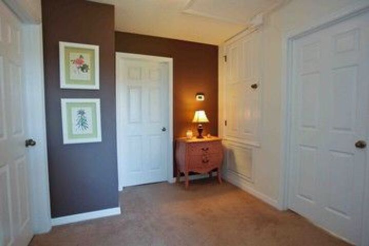 Ballroom/Hall 16 of 25