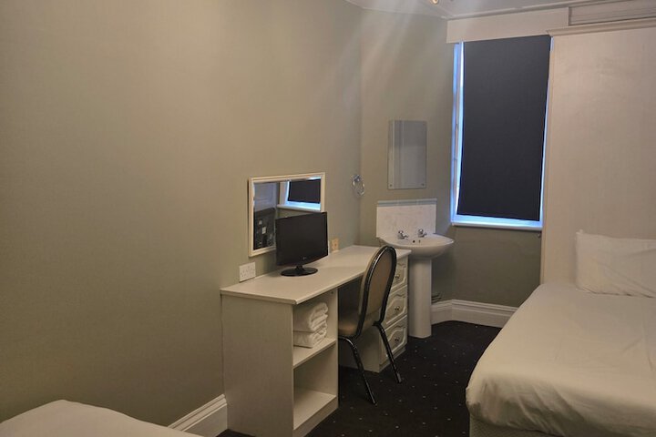 Room 31 of 72