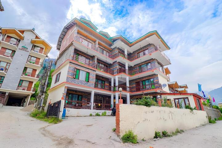 Hotel Kenview by Blueko Hotels