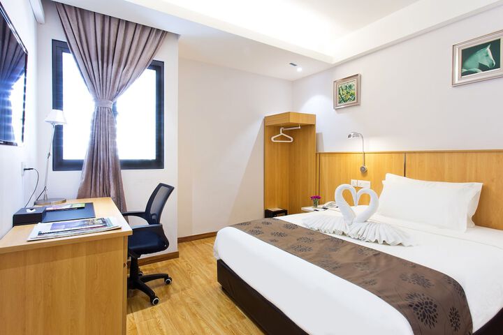 Room 20 of 39