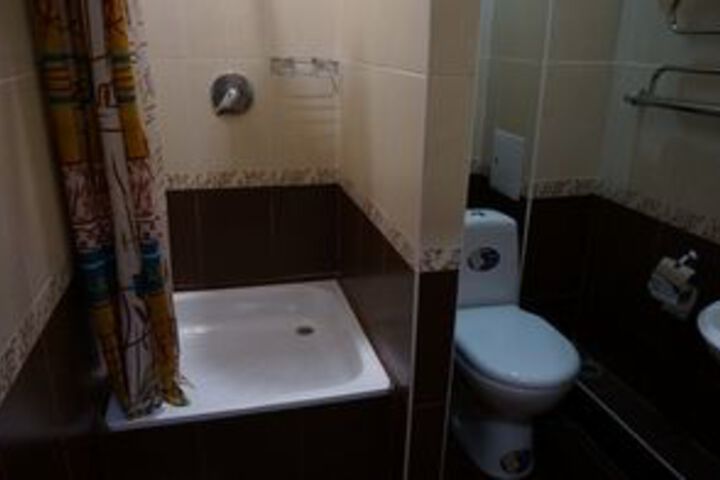 Room 3 of 25