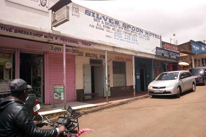Silver Spoon Motel