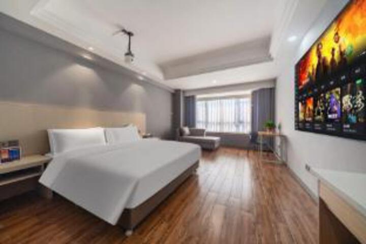 Room 22 of 23