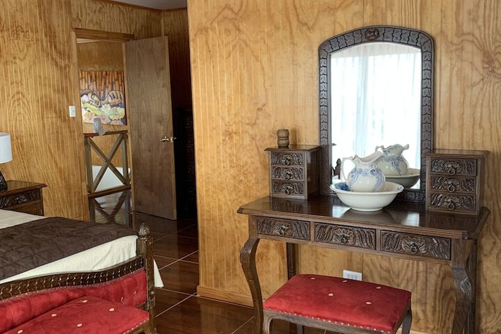 Room 13 of 157