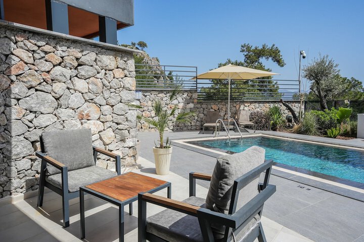 Terrace/Patio 64 of 155