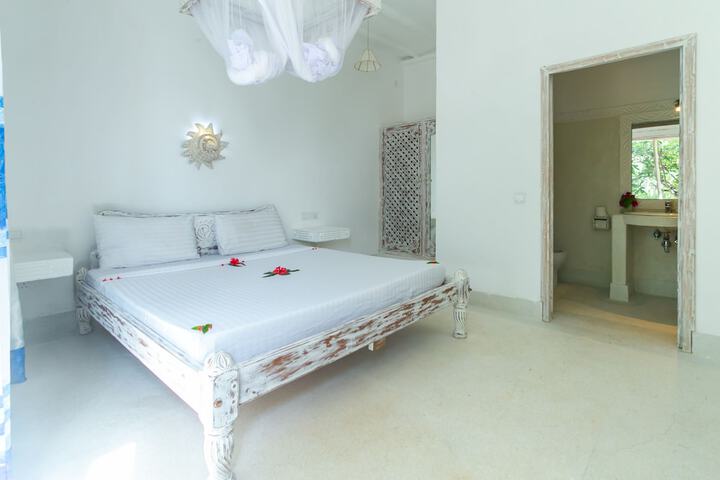 Room 22 of 141