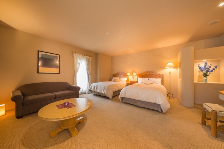 Room 17 of 58