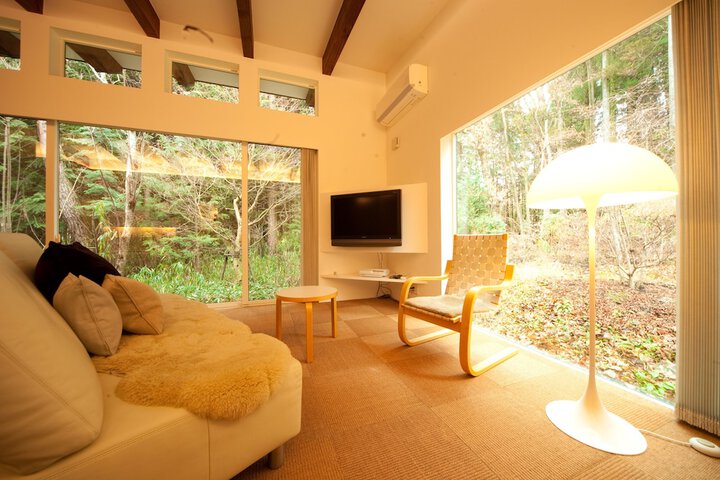 Room 3 of 23