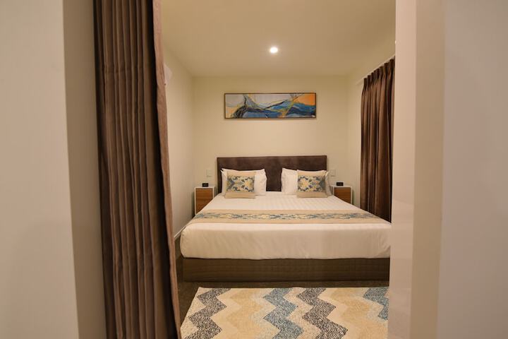 Room 15 of 82
