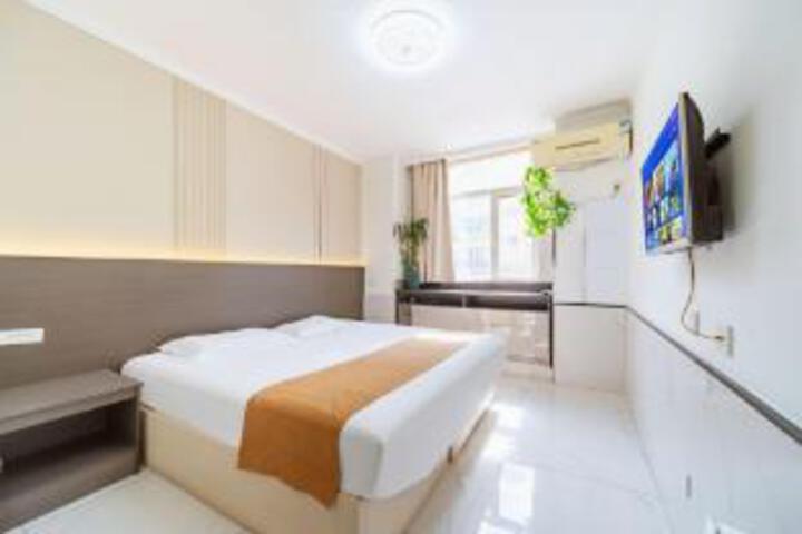 Room 21 of 23