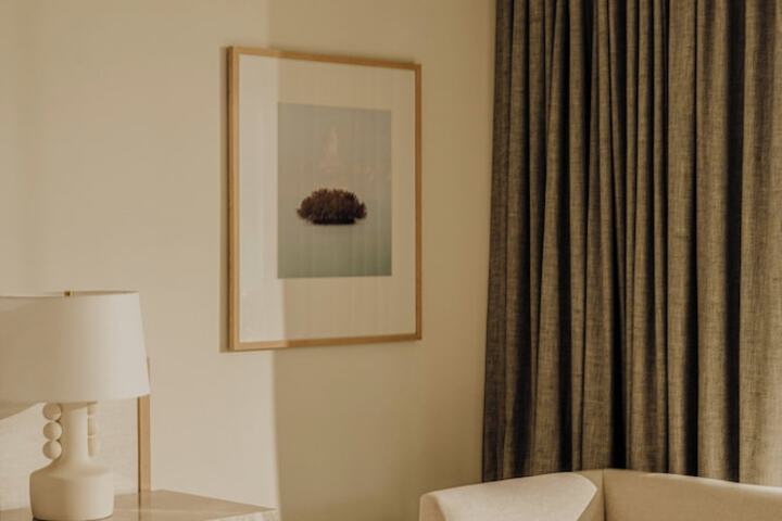 Room 46 of 150