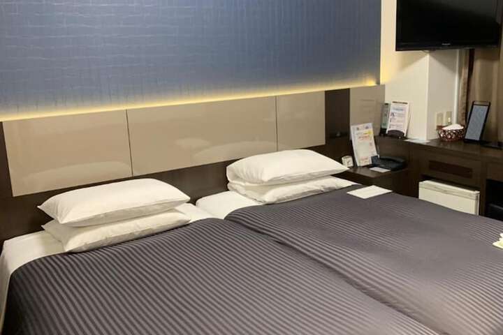Room 16 of 47