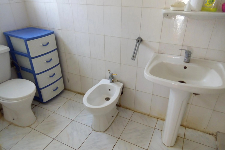 Room 7 of 18