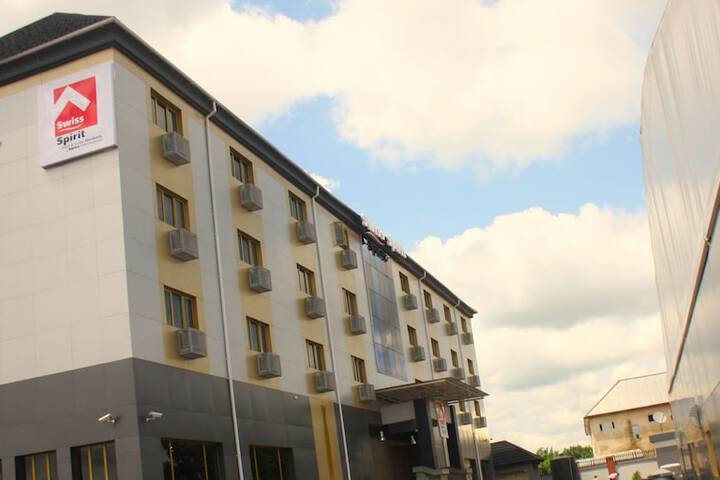 Mardezok Hotel