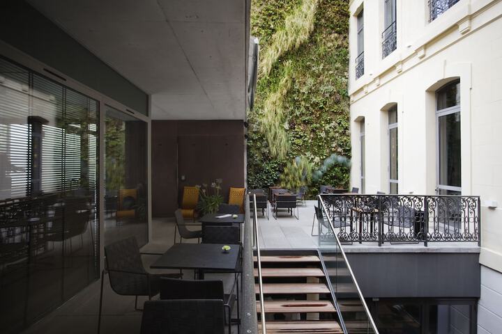 Terrace/Patio 43 of 45