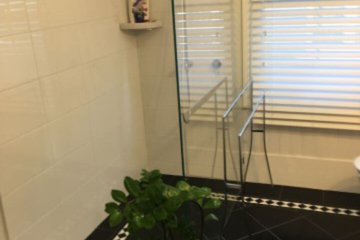 Room 4 of 21