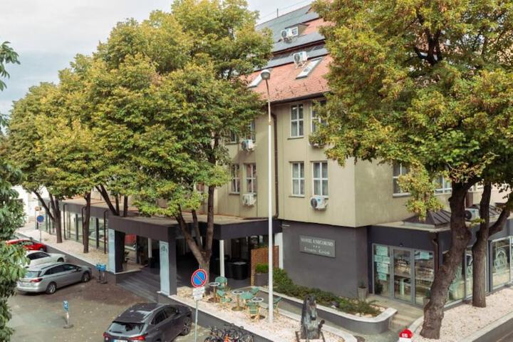 Hotel Unicornis in Eger