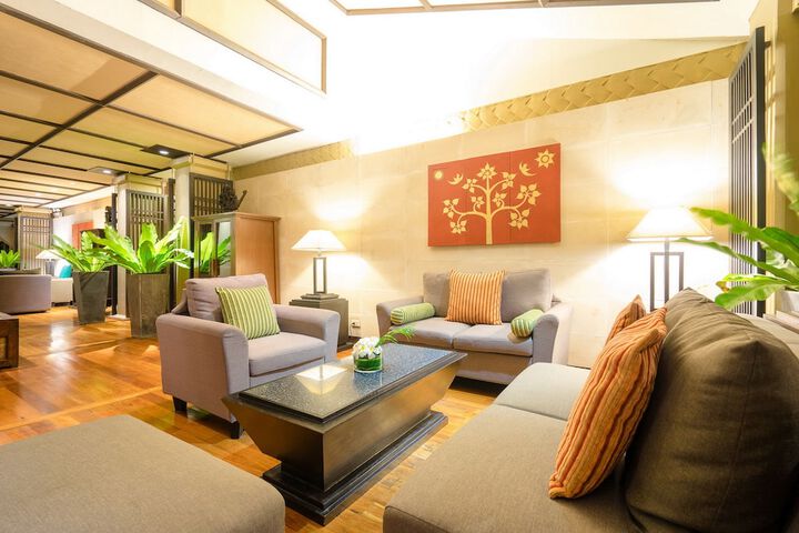 Lobby Entry