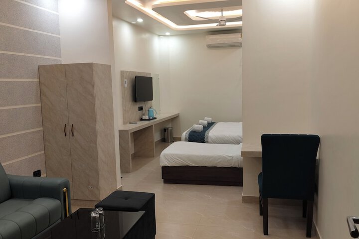 Room 56 of 118