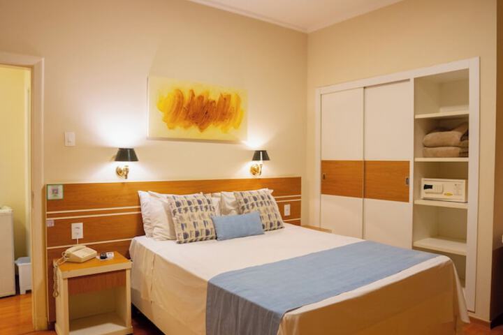 Room 21 of 175