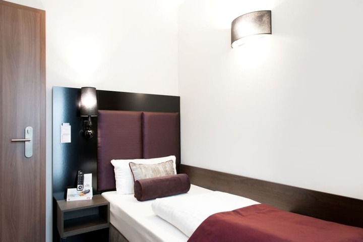Room 14 of 47