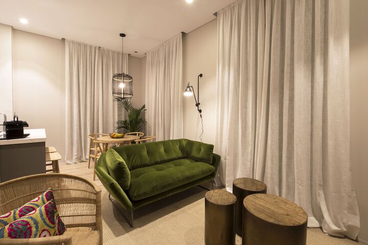 Room 15 of 31