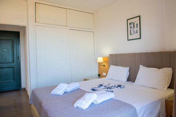 Room 12 of 67