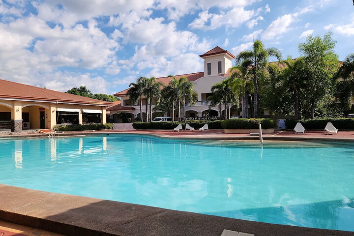 Pool 111 of 199