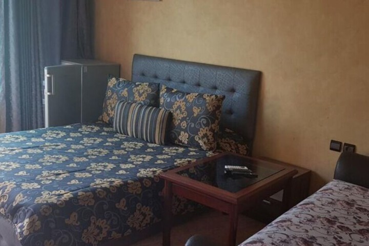 Room 7 of 19
